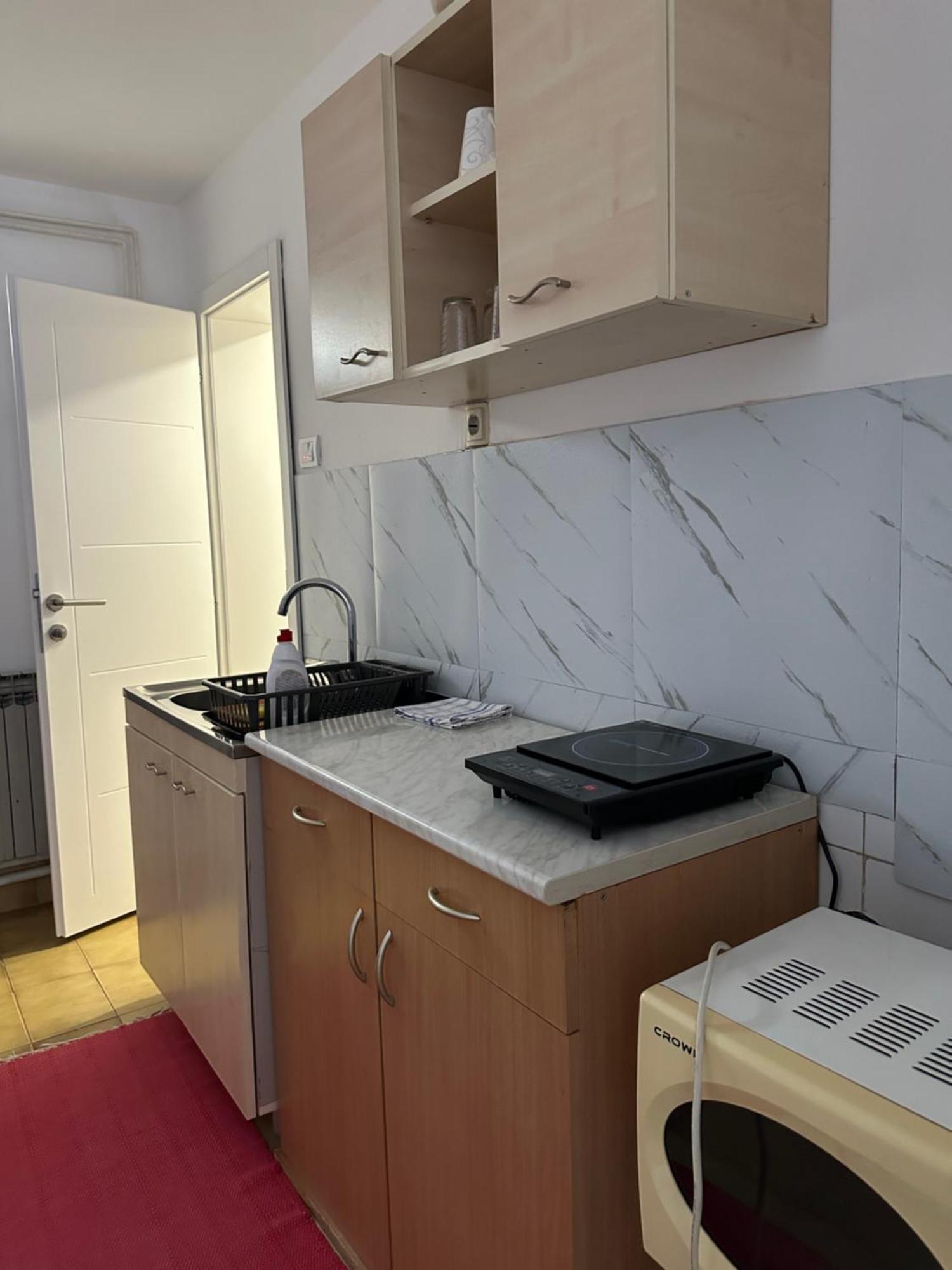 Day & Night Apartment Ćuprija Exteriör bild